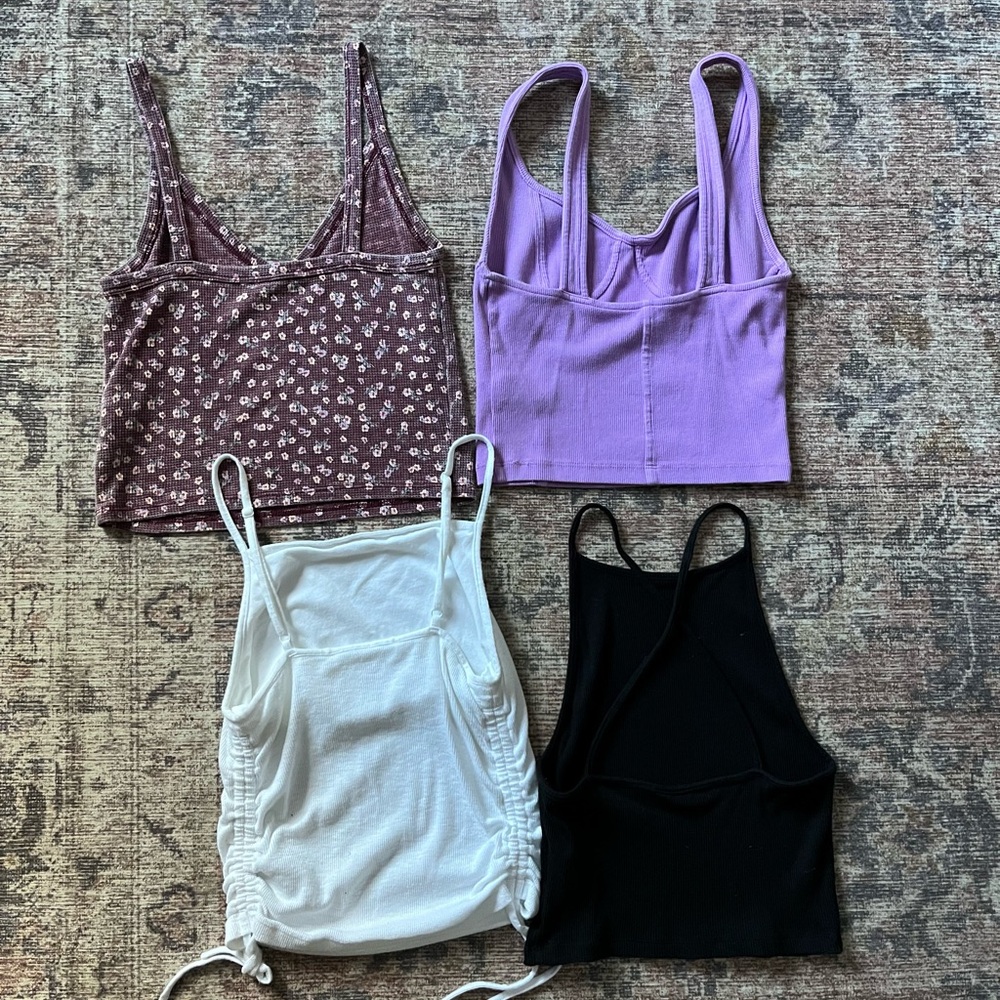 Set of 4 American Eagle/Aerie crop/mid drift tops - Picture 2 of 6